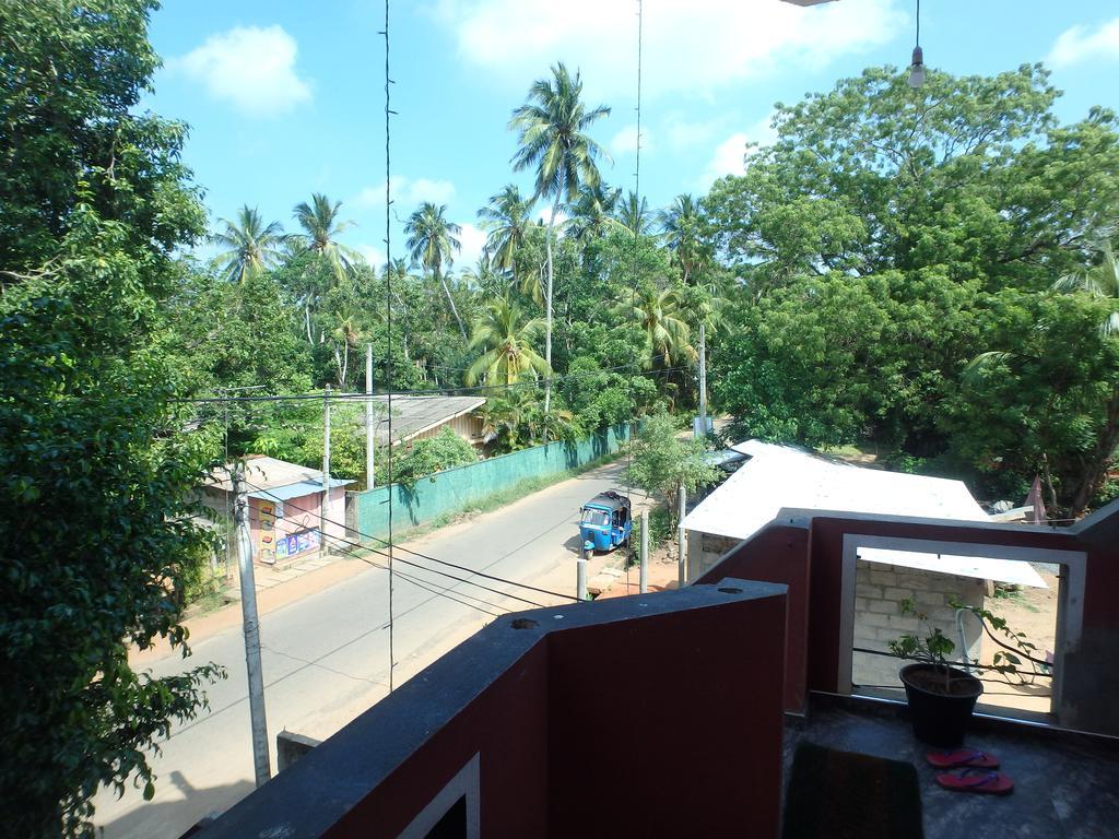 K Holiday Tissamaharama Luaran gambar