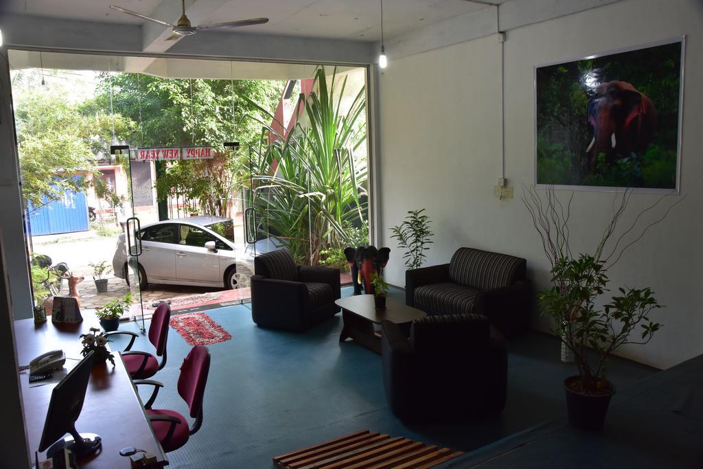 K Holiday Tissamaharama Luaran gambar